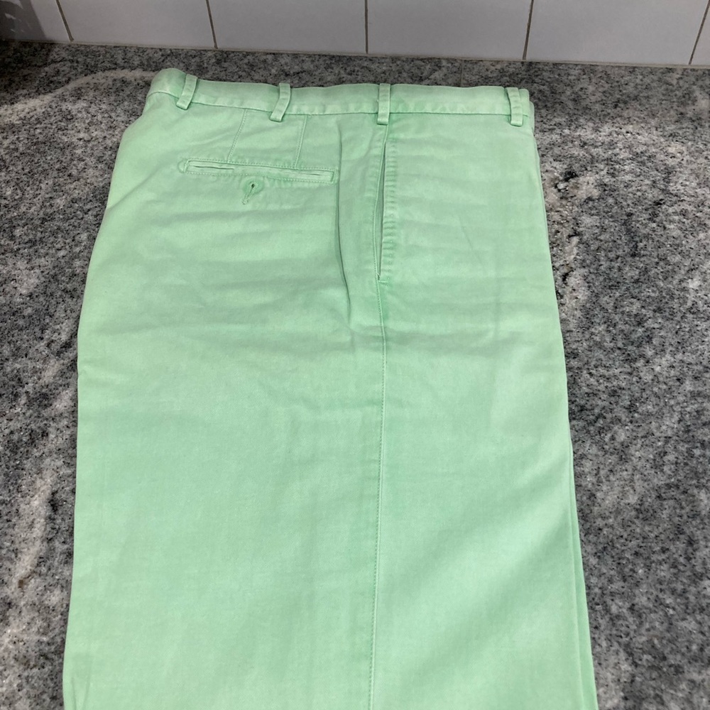 Peter Millar Chinos - Like New - 33
